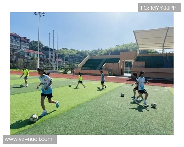 足球考验：在绿茵场上锻炼意志与团队精神的挑战之旅